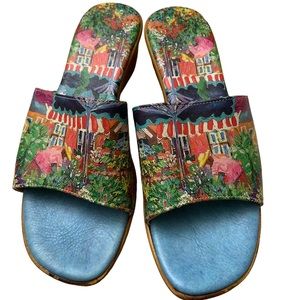 Artsy Slide Wedges